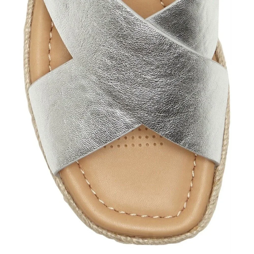 NEW Corso Como Penelopy Platform Wedge Sandal Silver Leather Women's Size 9.5
